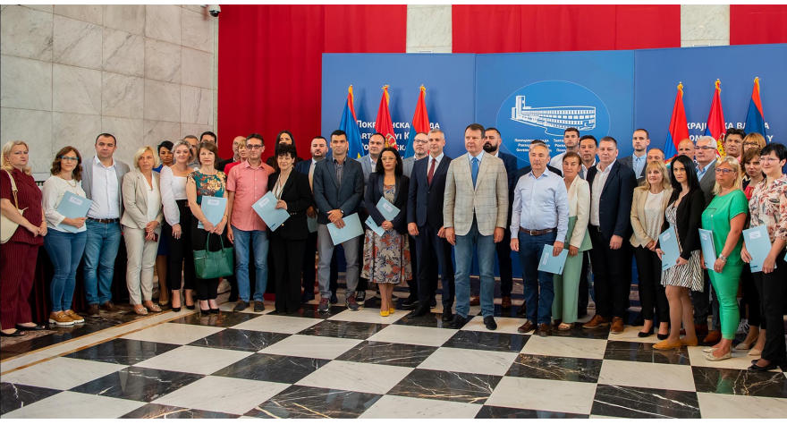 Преко 3 милиона за санацију кошаркашког терена у Пећинцима